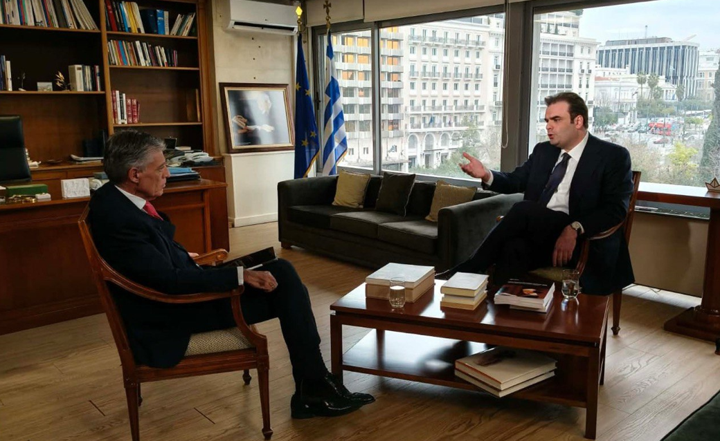 Πιερρακάκης: Fuel Pass το πρώτο μέτρο – «Παράθυρο» για μείωση του ΕΦΚ στα καύσιμα