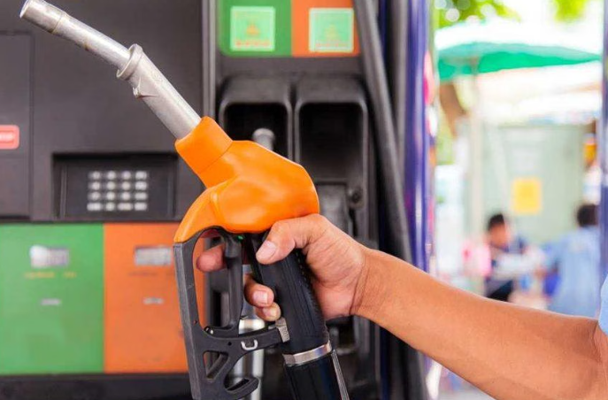 Καύσιμα: Και η Βόρεια Μακεδονία μειώνει το ΦΠΑ