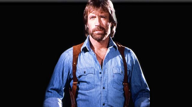 Πέθανε ο Τσακ Νόρις – Aντίο στον εμβληματικό αστέρα των πολεμικών τεχνών