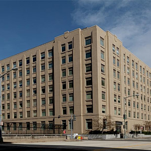 ΗΠΑ: Το κράτος εκποιεί θηριώδες κτίριο στην Ουάσιγκτον