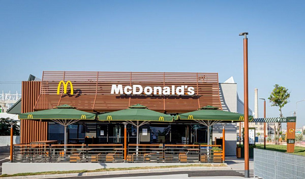 McDonalds: Κάτι τρέχει με την Coca – Cola …