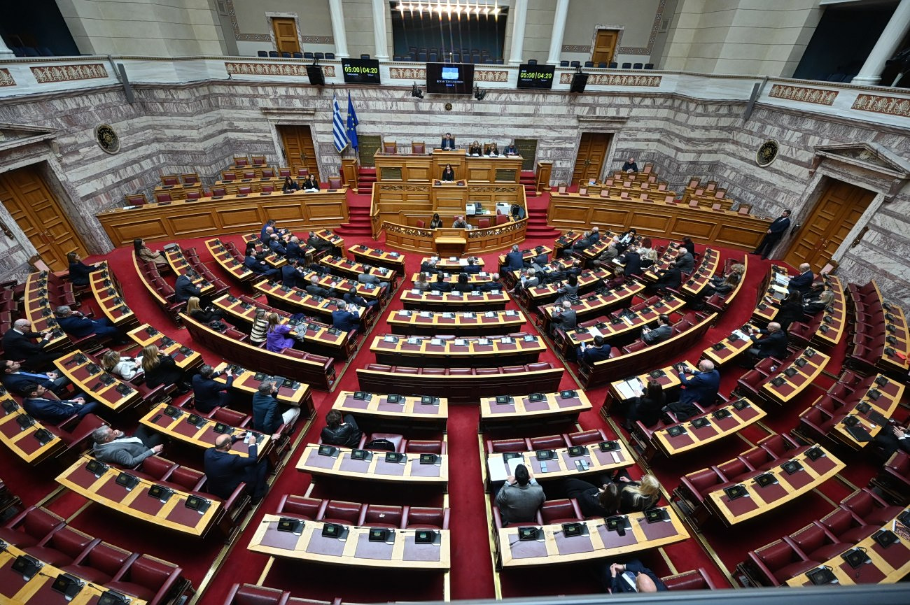 Βουλή: Τοποθέτηση Μητσοτάκη για Μέση Ανατολή – Παρεμβάσεις πολιτικών αρχηγών [live]