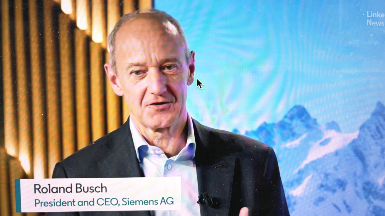 Siemens: Η Ευρώπη κινδυνεύει με «καταστροφή» δίνοντας προτεραιότητα στην ανεξαρτησία της ΑΙ