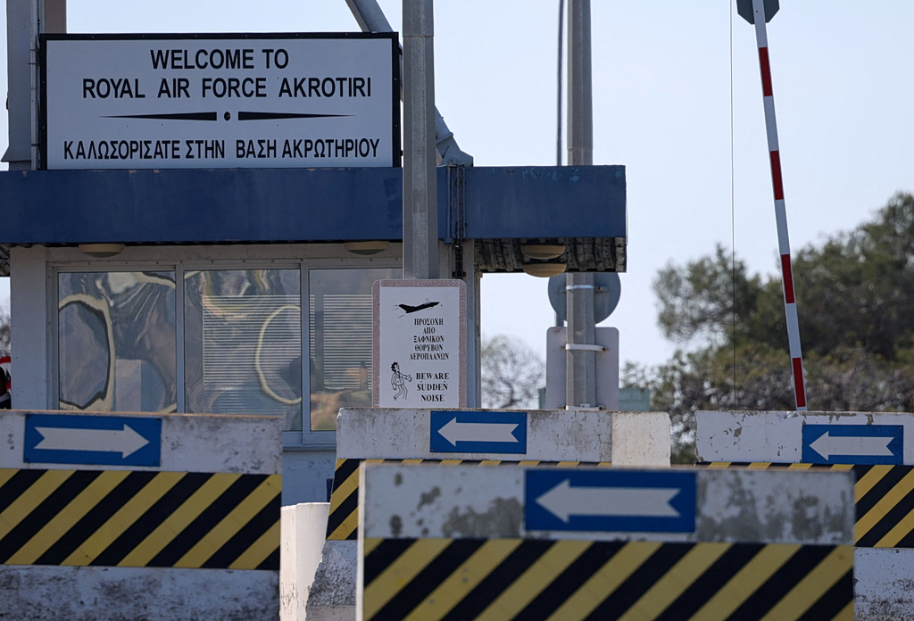 Κύπρος: Ο Στάρμερ διαβεβαίωσε τον Χριστοδουλίδη ότι οι βάσεις δεν θα χρησιμοποιηθούν σε επιθετικές ενέργειες