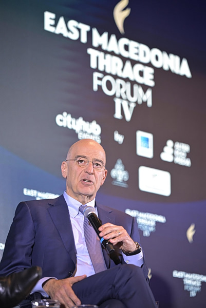 Δένδιας: Αν θέλουμε να είμαστε ασφαλείς πρέπει να αλλάξουμε τα πάντα στην άμυνα