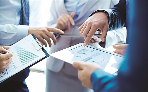 Εθνική Τράπεζα: Πώς οι ελληνικές επιχειρήσεις θα αυξήσουν την παραγωγικότητά τους