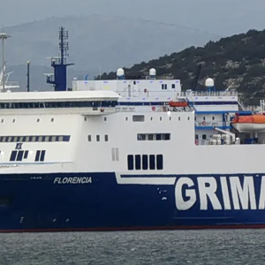 Ηγουμενίτσα: Μηχανική βλάβη οδήγησε πλοίο να δέσει στο λιμάνι