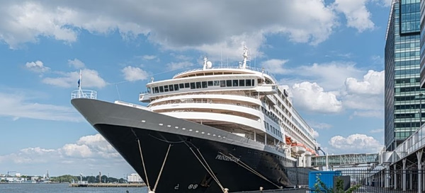 Greek Ports See Surge in Cruise Traffic in 2025