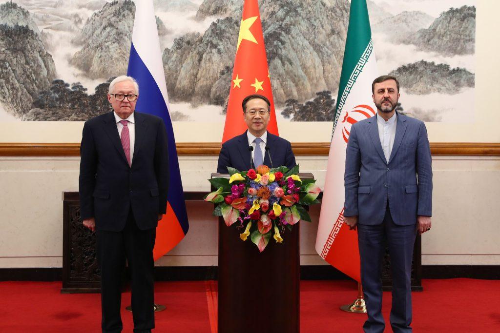 Ιράν: Γιατί δεν πρέπει να βασίζεται σε βοήθεια από Ρωσία και Κίνα