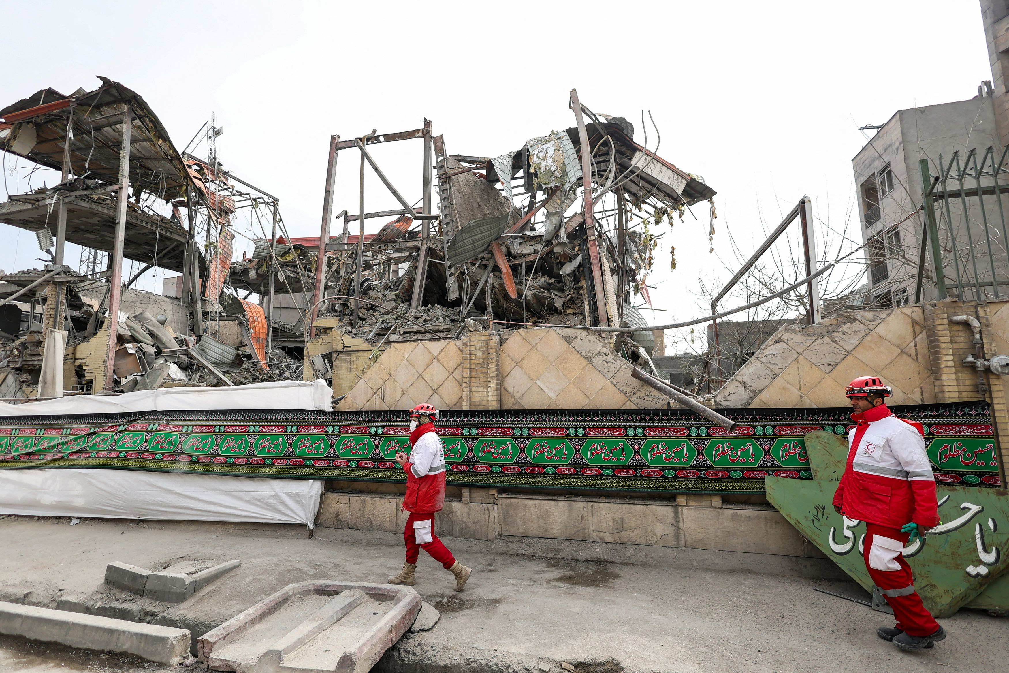 Ιράν: Σφυροκόπημα Τεχεράνης και Βηρυτού – Τραμπ: «Παρακολουθήστε τι θα συμβεί σήμερα»