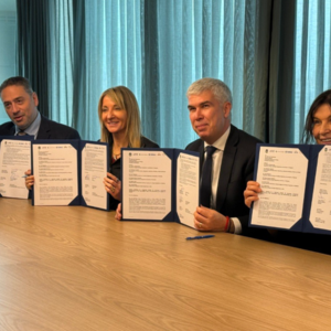 Κάθετος Διάδρομος: Συμφωνία Διαχειριστών και Κομισιόν