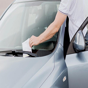 Aπάτη: Προσοχή σε sms με δήθεν απλήρωτα πρόστιμα της τροχαίας