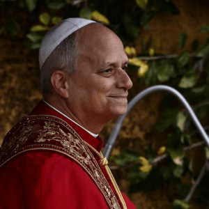 Πάπας Λέων: Η σταθερότητα και η ειρήνη δεν οικοδομούνται με αμοιβαίες απειλές και ούτε με όπλα