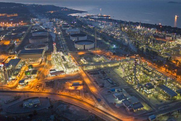 Καύσιμα: Κανένα πρόβλημα εφοδιασμού της αγοράς, λένε τα ελληνικά διυλιστήρια