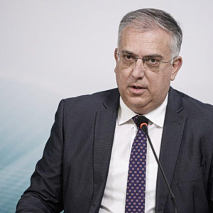 Τάκης Θεοδωρικάκος: «Παράθυρο» για παράταση του πλαφόν στα τρόφιμα