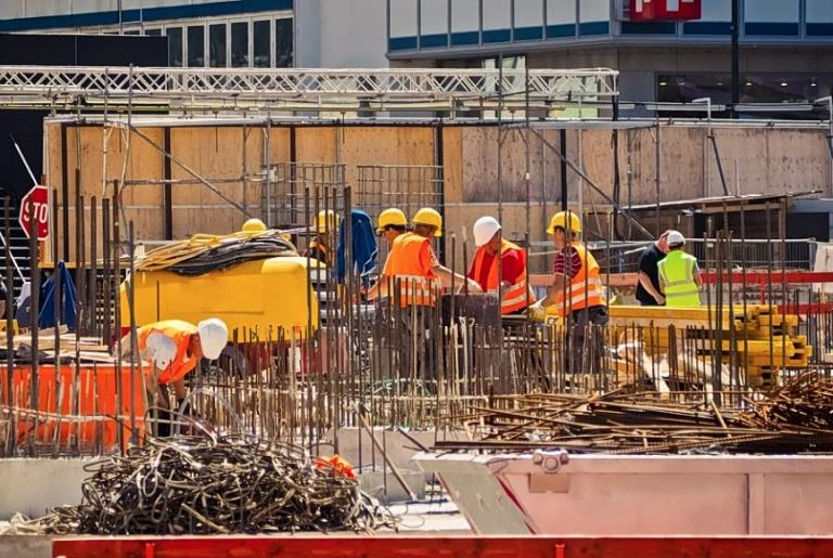 Οικοδομικά υλικά: Ανατιμήσεις 2,5% τον Φεβρουάριο