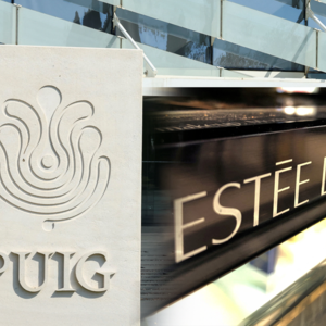 Estée Lauder: Τι θα φέρει η εξαγορά της ισπανικής Puig