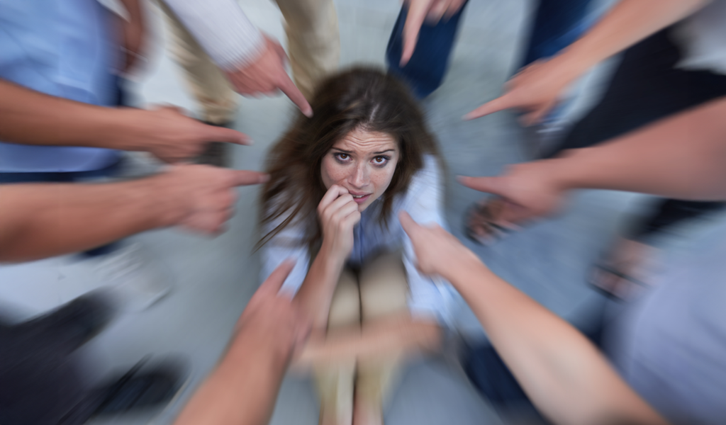 Επιθεώρηση Εργασίας: Αυξήθηκε η βία και η παρενόχληση στην εργασία