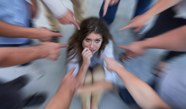 Επιθεώρηση Εργασίας: Αυξήθηκε η βία και η παρενόχληση στην εργασία