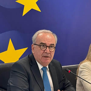 Παπαθανάσης: Ανακατεύθυνση πόρων ύψους 2,13 δισ ευρώ από το ΕΣΠΑ