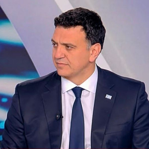 Κικίλιας: 56 εκατ. ευρώ για τη συγκράτηση των τιμών στα εισιτήρια