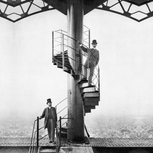 Πύργος του Άιφελ: Στο σφυρί αυθεντικό κομμάτι του θρυλικού τοπόσημου