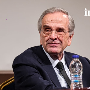 Σαμαράς: Προειδοποιητικές «βολές» στην κυβέρνηση με το βλέμμα στην Κύπρο