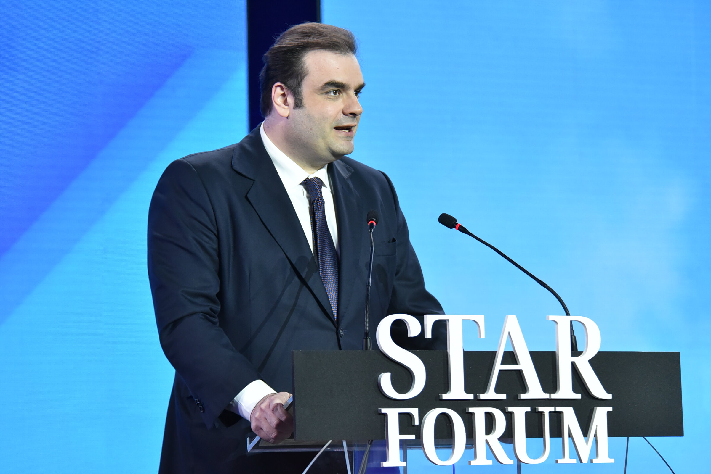 Πιερρακάκης: Από 1η Απριλίου Fuel Pass, επιδότηση σε diesel, ακτοπλοϊκά και λιπάσματα