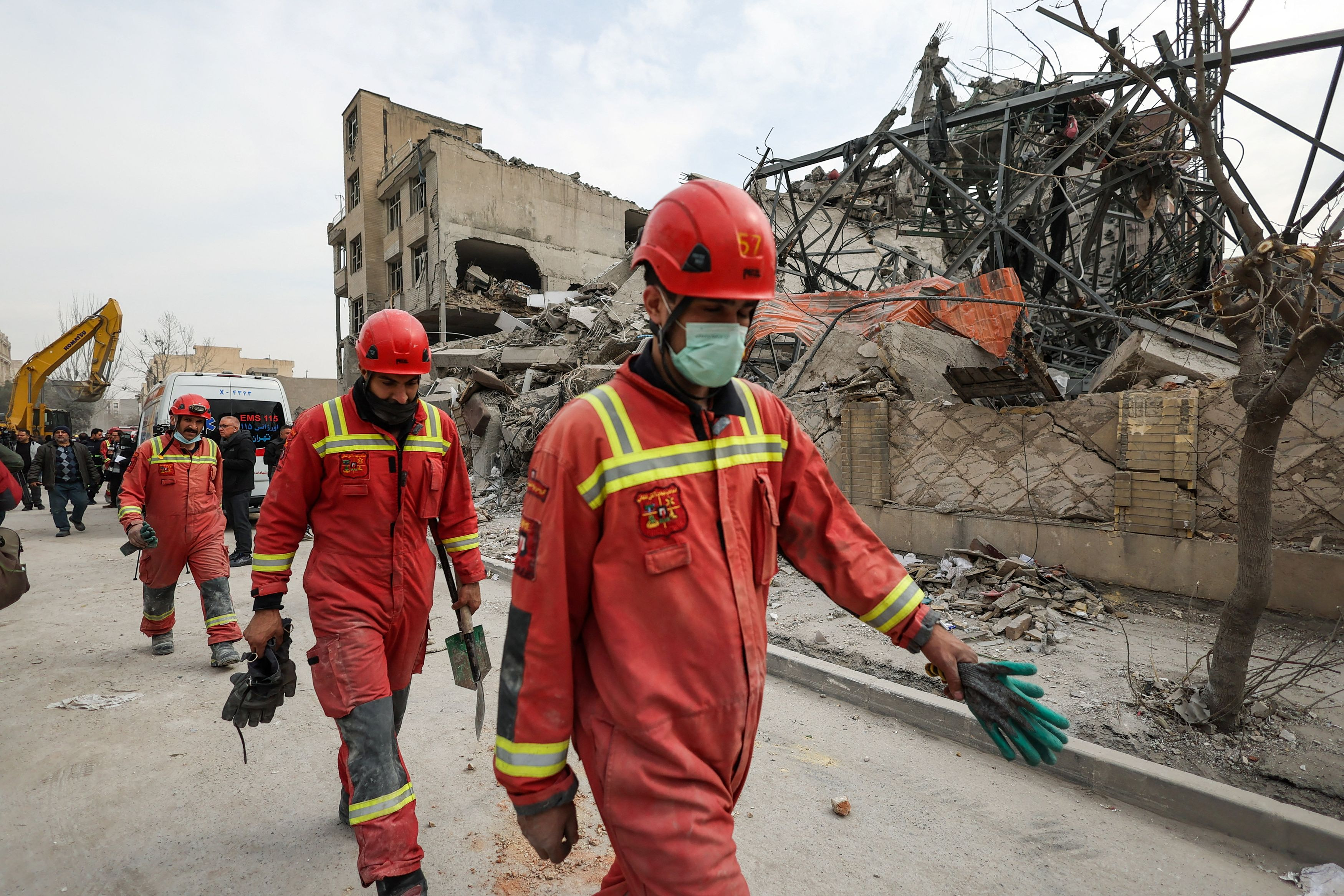 Ιράν: Νέες επιθέσεις στην Τεχεράνη, 80 τραυματίες στο Ισραήλ από ρουκέτα