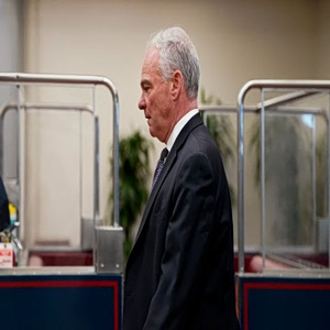 Ιράν: Η Γερουσία αρνείται να περιορίσει τις εξουσίες του Τραμπ για τον πόλεμο