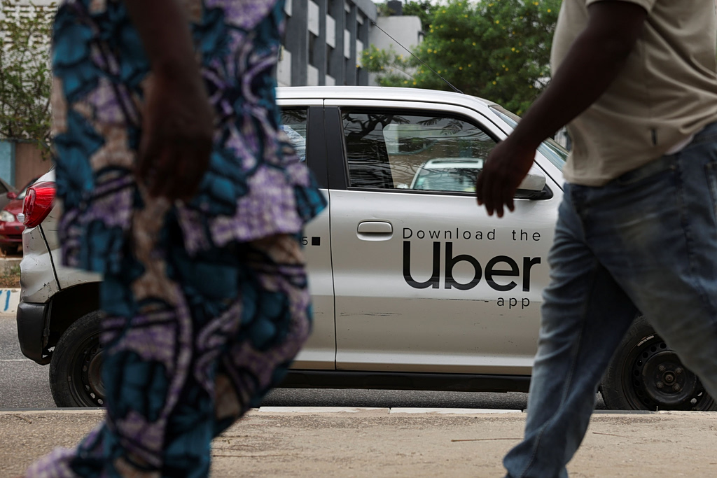 Uber: Deal 1,25 δισ. δολ. με την Rivian για στόλο robotaxi