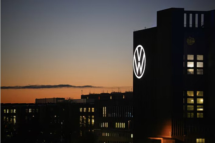 Volkswagen: Κατασκεύασε στρατιωτικά οχήματα εν μέσω οικονομικής πίεσης