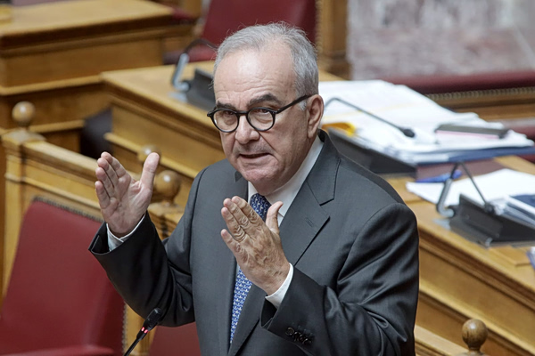 Παπαθανάσης: Με πόρους του ΕΣΠΑ η αναβάθμιση της Λέσχης Αξιωματικών Ενόπλων Δυνάμεων