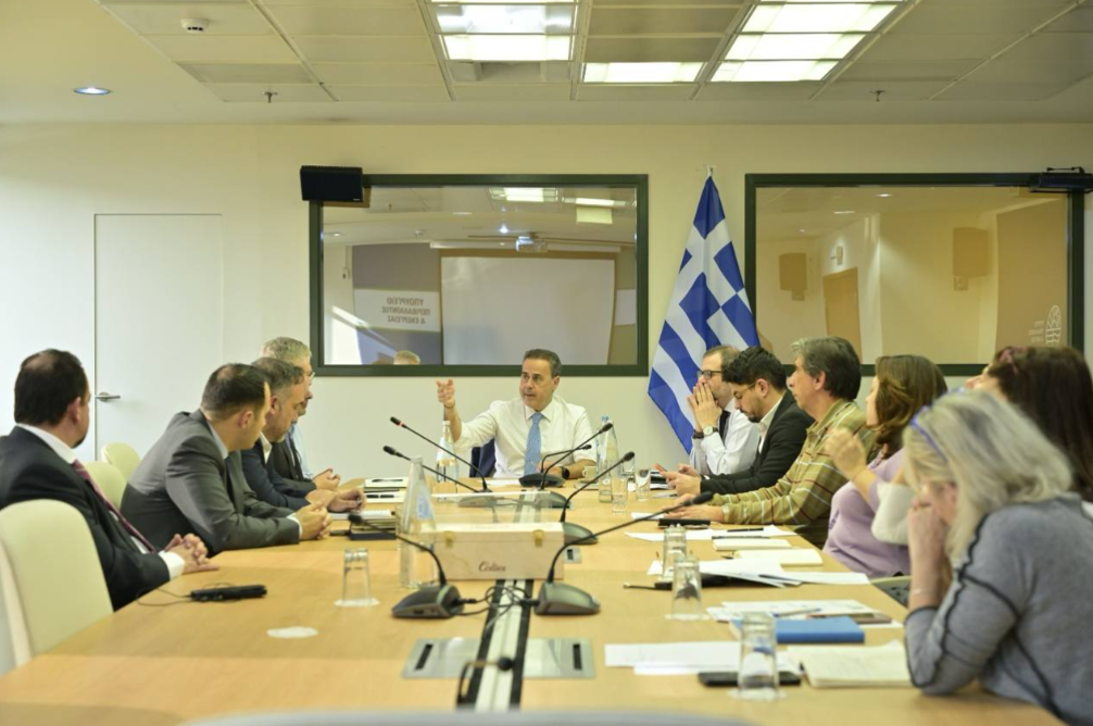 Παπασταύρου: Επαρκής ο εφοδιασμός της Ελλάδας με πετρέλαιο