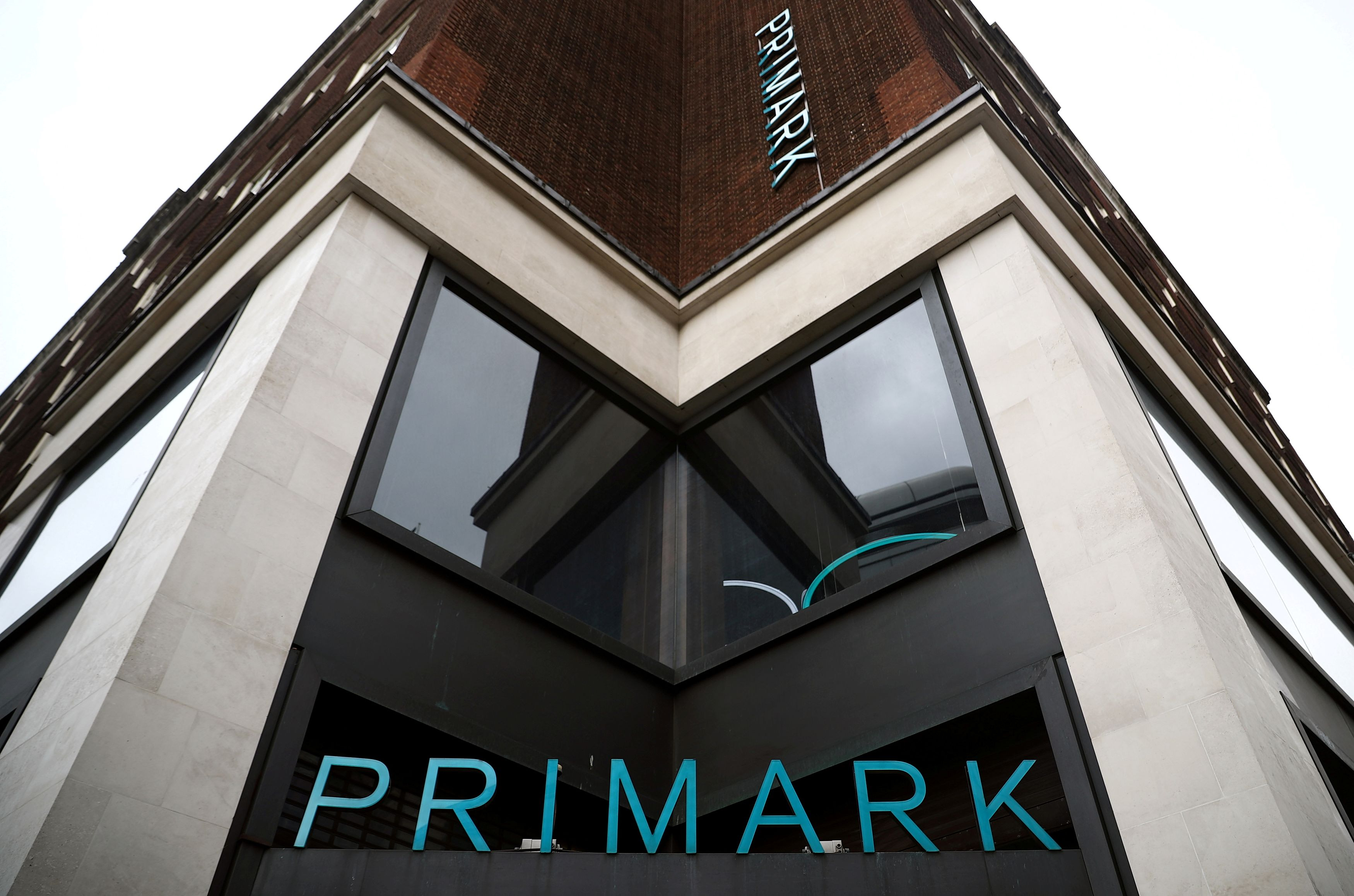 Primark: Σχέδιο διάσπασης της Associated British Foods;