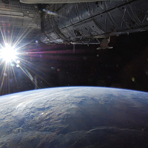 Πόλεμος των άστρων: Οι ΗΠΑ «βλέπουν» ρωσική πυρηνική επίθεση στο διάστημα