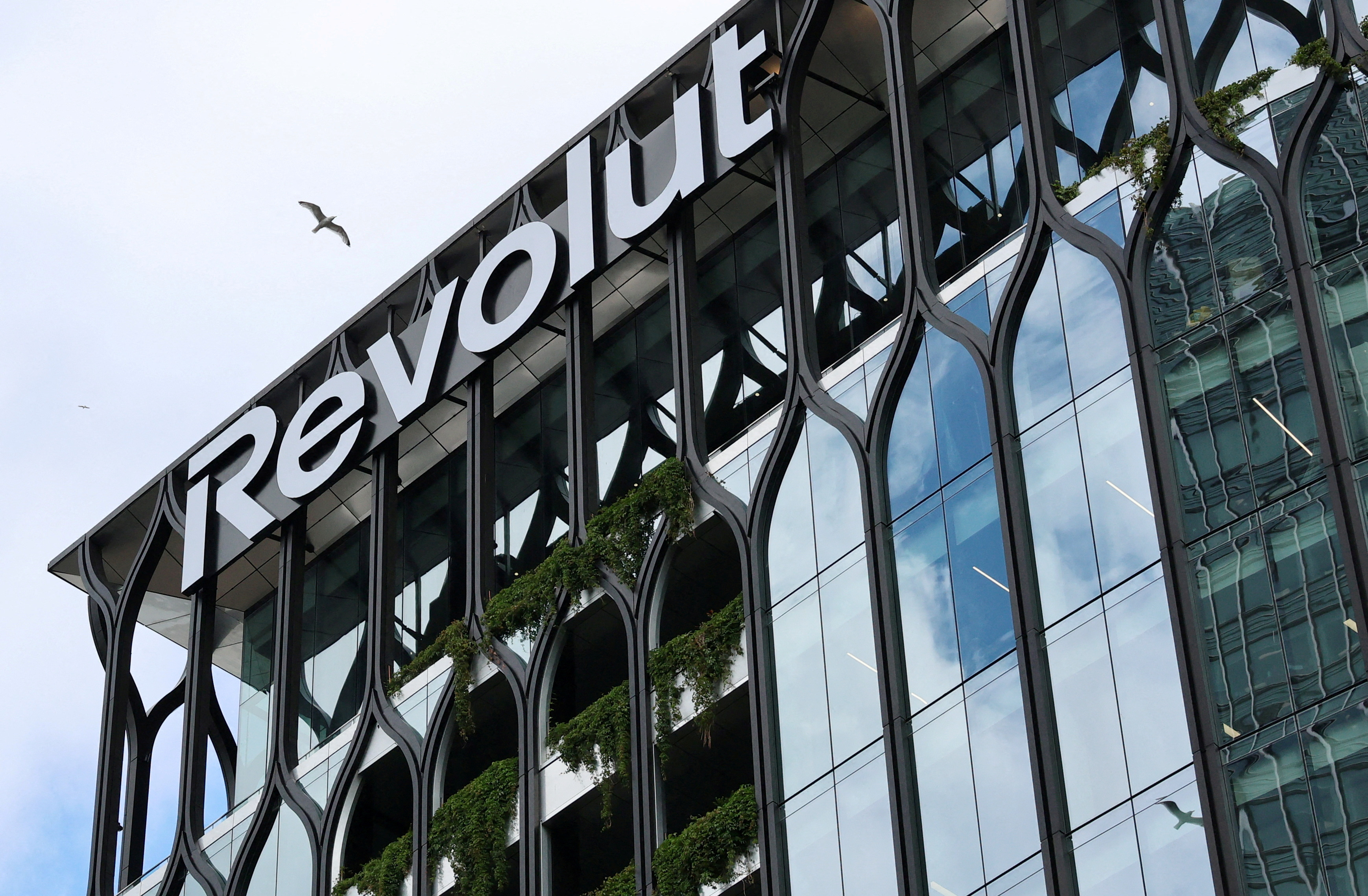 Revolut: Πρόστιμο €11,5 εκατ. στην Ιταλία για παραπλανητικές διαφημίσεις