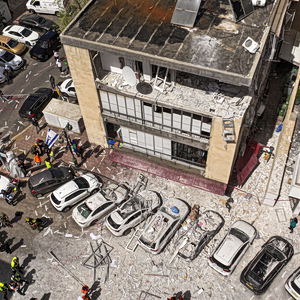 Ισραηλινή επίθεση σε πετροχημικές εγκαταστάσεις στο Ιράν