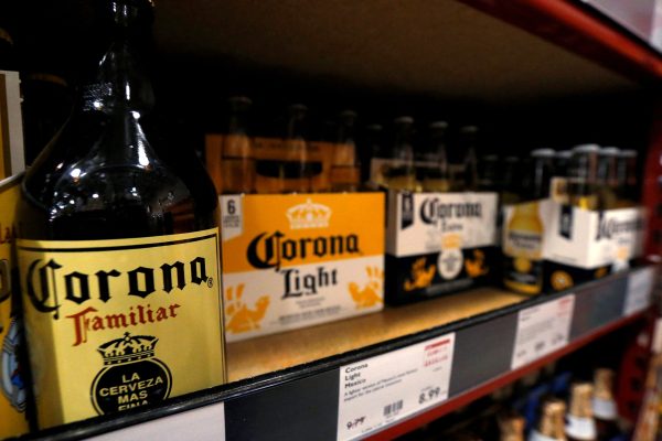 Constellation Brands: Μικρότερη πτώση πωλήσεων χάρη στη ζήτηση για Corona και Modelo