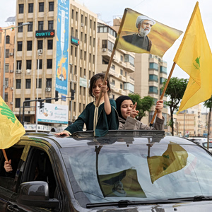 Το Ισραήλ στόχευσε ομάδα ασθενοφόρων στον Λίβανο, παρά την εκεχειρία