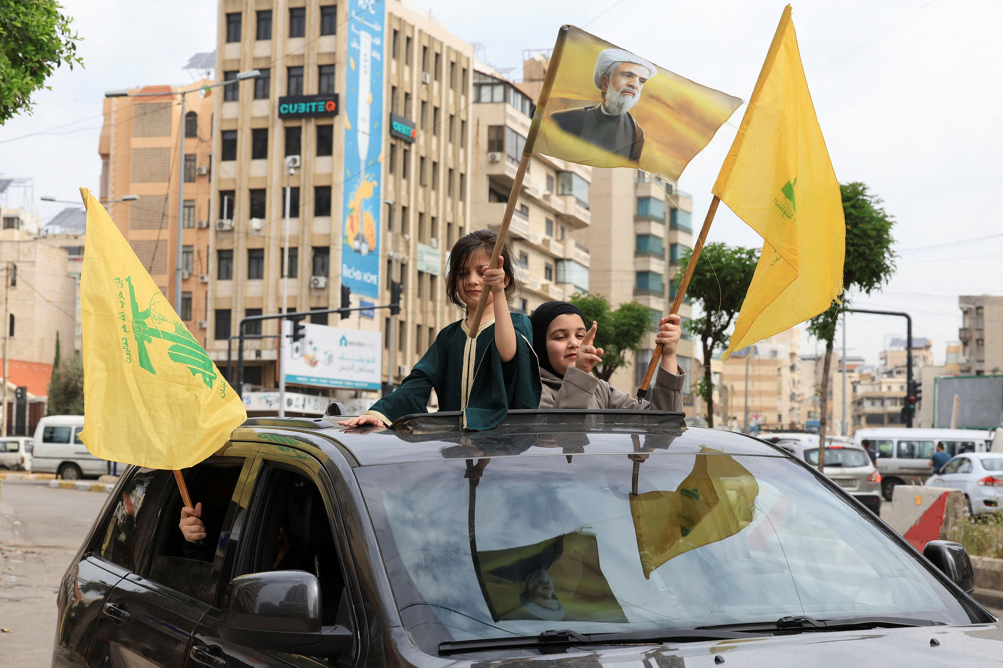 Το Ισραήλ στόχευσε ομάδα ασθενοφόρων στον Λίβανο, παρά την εκεχειρία