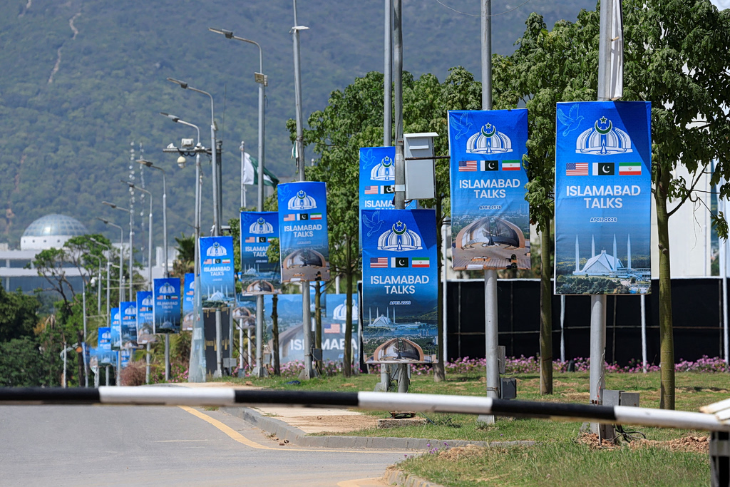 Στον «αέρα» οι συνομιλίες στο Ισλαμαμπάντ – Ιράν