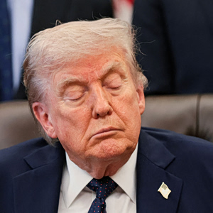 Τραμπ: Απειλεί με δασμούς το Ηνωμένο Βασίλειο, αν δεν καταργηθεί ο φόρος στις τεχνολογικές εταιρείες