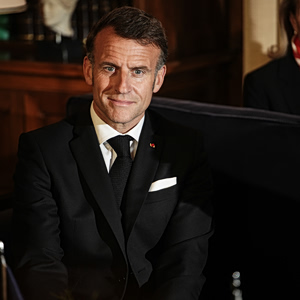 Επίσκεψη Μακρόν στην Αθήνα: Σε φρεγάτα «Κίμων» και Μέγαρο Μαξίμου – Τα μηνύματα που έστειλε από την Αθήνα