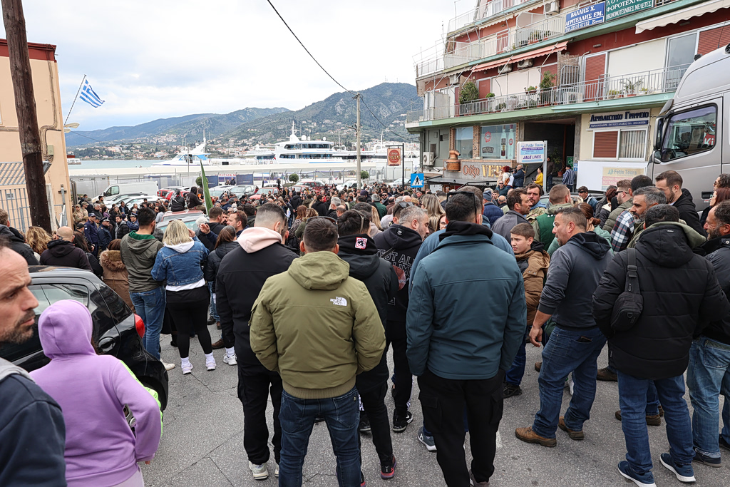 Ο Ανδρουλάκης στη Λέσβο για τα προβλήματα των κτηνοτρόφων
