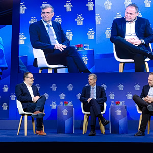 Delphi Economic Forum XI – Βασιλάκης – Παντελιάδης: Διαχειρίσιμες οι επιπτώσεις από την κρίση στη Μ. Ανατολή