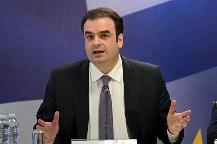 Κυριάκος Πιερρακάκης: Η Ελλάδα μειώνει το χρέος της και το καθιστά βιώσιμο