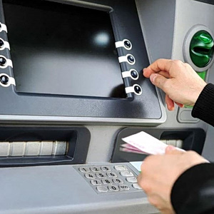 Συντάξεις Μαΐου: Ξεκινούν οι πληρωμές – Πότε εμφανίζονται τα χρήματα στα ΑΤΜ