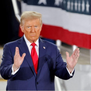 Τραμπ: Οι εφτά σημερινές συνεντεύξεις του με απειλές κατά του Ιράν