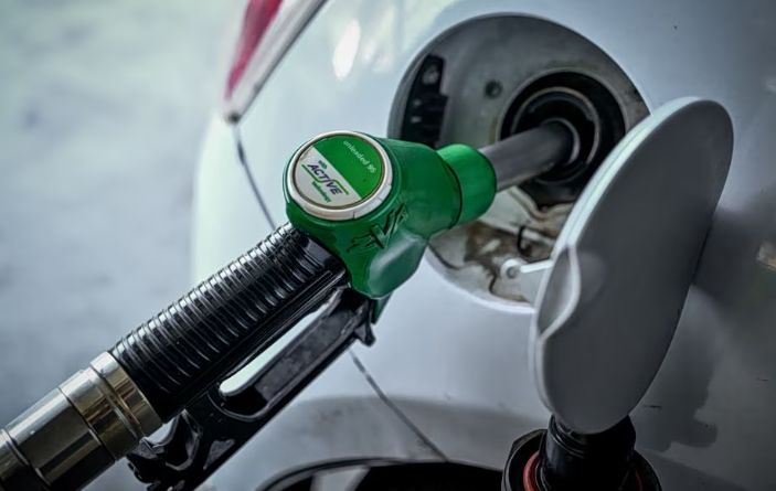 Fuel Pass: Ο…συνωστισμός αλλάζει τη διαδικασία – Αιτήσεις με ΑΦΜ